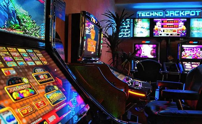 پاکستان میں Legends Bay Casino کا آن لائن کیسینو سیکشن کھولیں۔